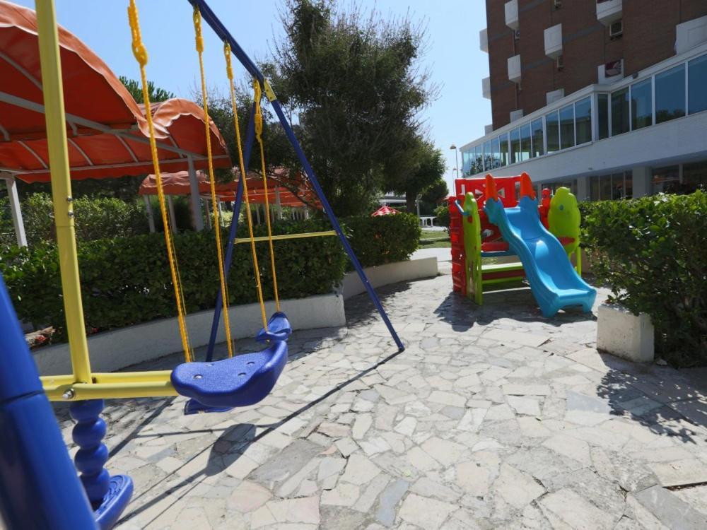 Hotel Marina Beach - Azzurro Club Ravenna Exterior photo